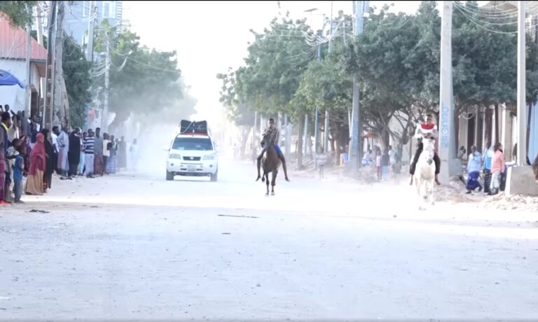 Tartanka Farda-fuulka dhallinyaro loo tababaray Oo Bandhiga Loogu Qabtay Muqdisho.