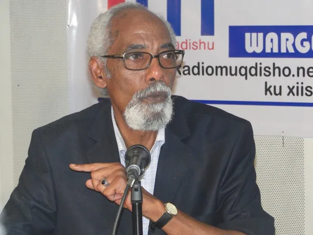 Prof Jawaari Oo Shacabka Soomaaliyeed ugu baaqey Xoojinta Akhriska