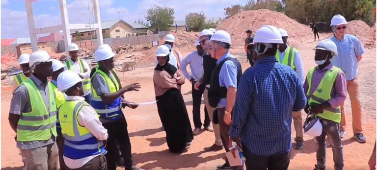 Masuuliyiin ka tirsan Galmudug oo kormeer ku tegay xarunta tababarka xirfadaha Prof Cadow Gaalkacyo.