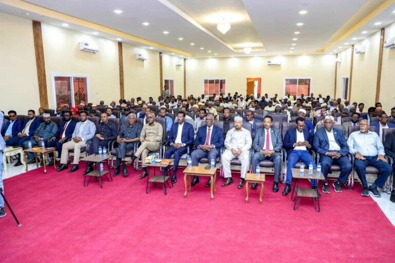 Shirka Nabadeynta Beelaha Galmudug Oo Dhuusamareeb Ka Furmey