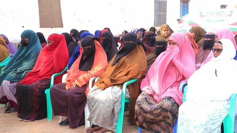 Kulan ku saabsan xoojinta Amniga iyo la shaqaynta booliska Oo Lagu Qabtay Garowe.